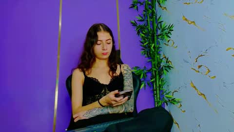 Scarlet online show from 09.28.25