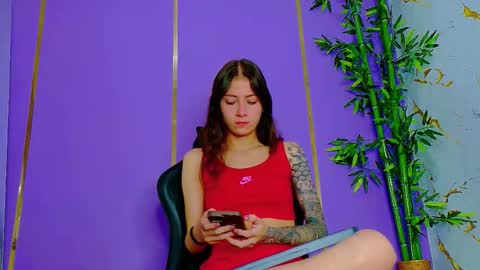 Scarlet online show from 10.06.25