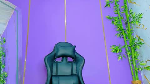 Scarlet online show from 10.09.25