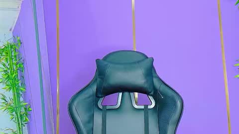 Scarlet online show from 10.19.25