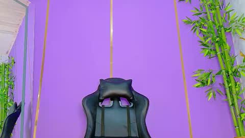 Scarlet online show from 10.25.25