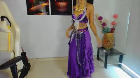 Scarlett online show from 10.31.25