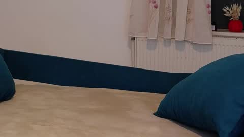 ScarlettNoirr online show from 11.27.25