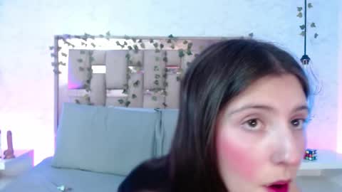 Scarlet online show from 09.09.25