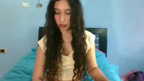 Snapshot of scarlettscottx chatting on 05.25.26 Nataly online show from 05.25.26