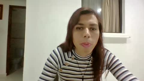 Snapshot of scarlettserna chatting on 02.23.25 scarlettserna online show from 02.23.25