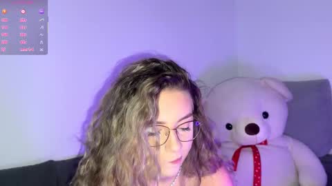 ScarlettSmithz online show from 11.16.25