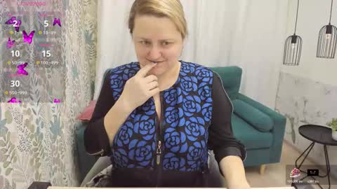 Scarlett online show from 11.23.25