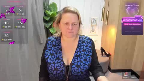 Scarlett online show from 12.14.25