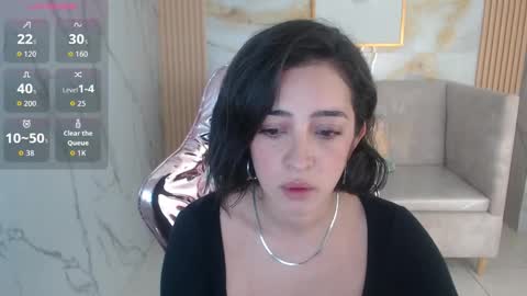 Snapshot of scarlettt_s chatting on 10.20.25 Scarlett  online show from 10.20.25