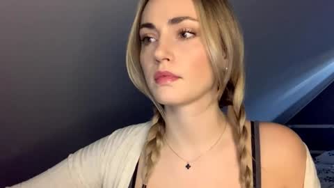 ScarlettxBlonde online show from 04.24.26