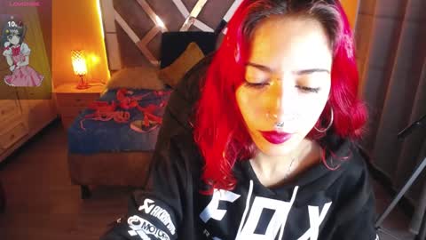 Snapshot of scarllett_bdsm chatting on 12.27.24 Scarllett online show from 12.27.24
