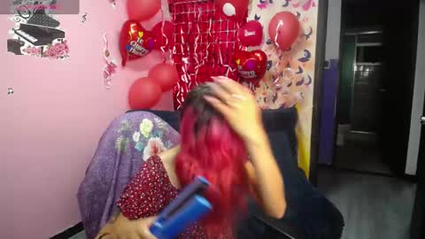 Snapshot of scarllett_bdsm chatting on 02.20.25 Scarllett online show from 02.20.25