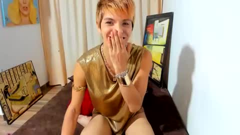 Snapshot of scenebrandy chatting on 04.13.26 scenebrandy online show from 04.13.26