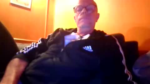 Snapshot of schmuhbaer1 chatting on 10.14.25 schmuhbaer1 online show from 10.14.25