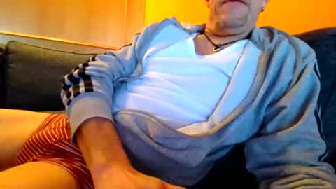 schmuhbaer1 online show from 11.19.25