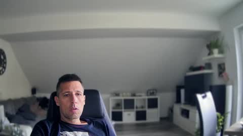 Dildomen online show from 10.08.25