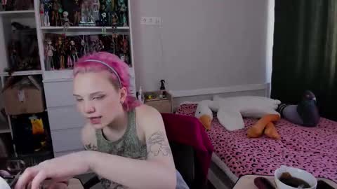 Snapshot of school_love chatting on 03.07.26 Rina online show from 03.07.26