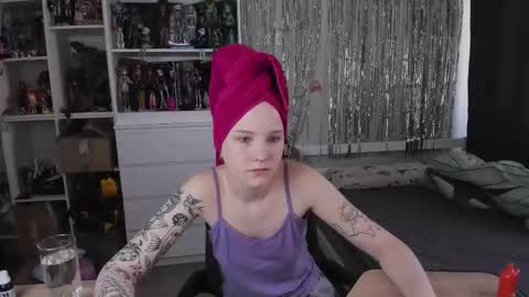 Snapshot of school_love chatting on 03.23.26 Rina online show from 03.23.26