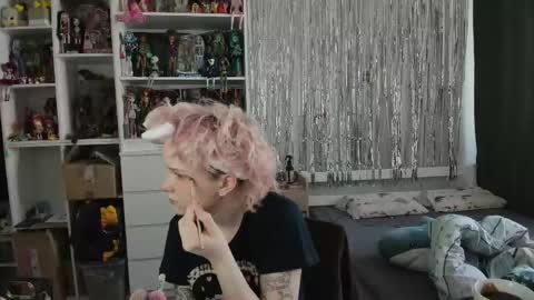 Snapshot of school_love chatting on 03.25.26 Rina online show from 03.25.26