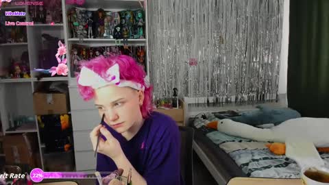 Snapshot of school_love chatting on 04.08.26 Rina online show from 04.08.26