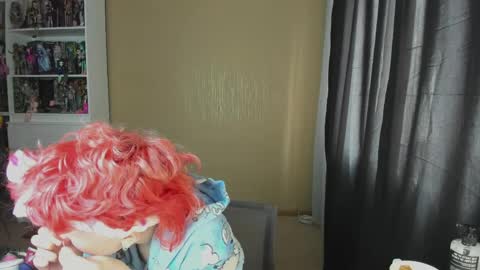 Snapshot of school_love chatting on 04.19.26 Rina online show from 04.19.26