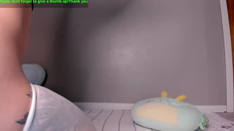 Alexandra but you can call me Alex Daca esti fata si vrei sa colaboram da-mi un mesaj pe twitter online show from 02.26.26