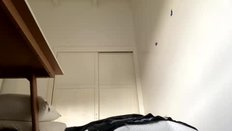 Hans Hammer online show from 10.22.25