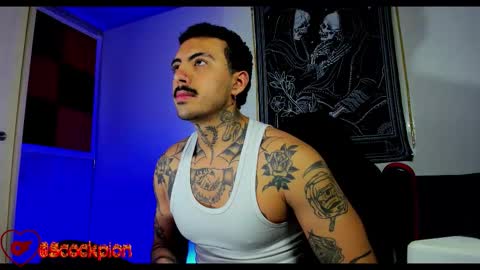 Alejandro help me to reach 200 thumps up online show from 09.23.25