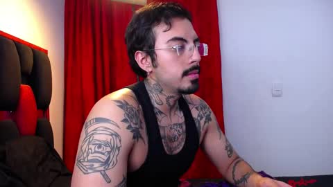 Alejandro help me to reach 200 thumps up online show from 05.10.26