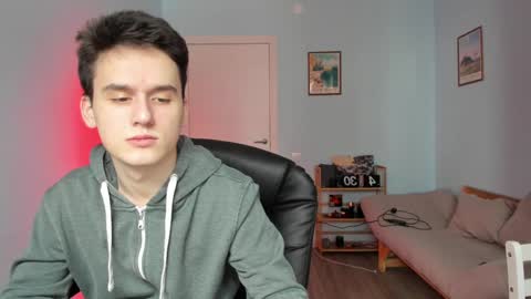 Snapshot of scooby_r chatting on 02.03.25 Thomas brunette and Alex blond online show from 02.03.25