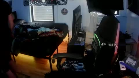 Snapshot of scoobysnaxxxxx chatting on 10.12.25 scoobysnaxxxxx online show from 10.12.25