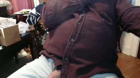 Snapshot of scottbearfun chatting on 12.23.24 scottbearfun online show from 12.23.24