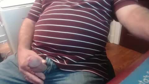 Snapshot of scottbearfun chatting on 09.12.25 scottbearfun online show from 09.12.25