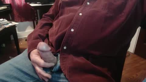 Snapshot of scottbearfun chatting on 11.21.25 scottbearfun online show from 11.21.25