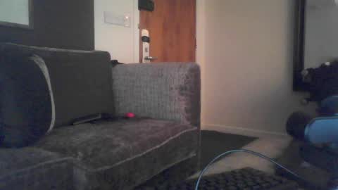 ScottishIvy online show from 05.12.26