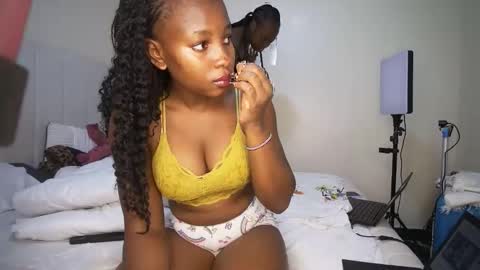 Snapshot of scovia_rael chatting on 03.01.26 Scovia online show from 03.01.26