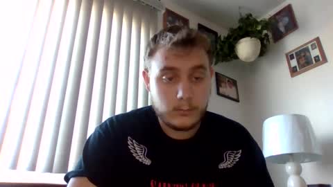 Snapshot of scream19899793553 chatting on 11.20.25 scream19899793553 online show from 11.20.25