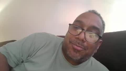 Snapshot of sdblkmale2131 chatting on 09.09.25 sdblkmale2131 online show from 09.09.25