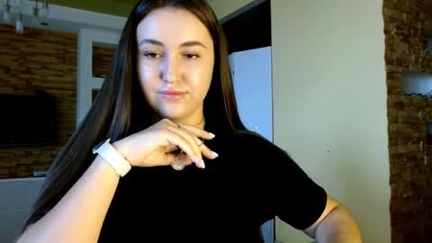 Elizabeth  online show from 03.18.26