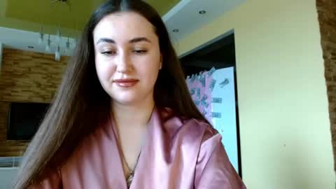 Elizabeth  online show from 05.18.26