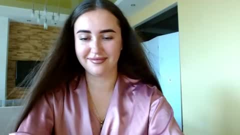 Elizabeth  online show from 07.06.26