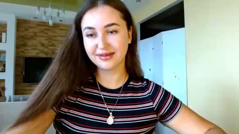 Elizabeth  online show from 07.10.26