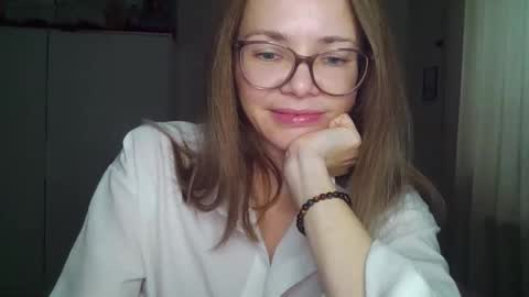 Snapshot of sea_dream chatting on 02.09.26 SEA Dream online show from 02.09.26