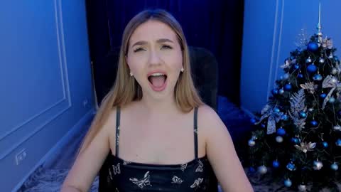 Snapshot of seaebreeze chatting on 12.22.24 Kate online show from 12.22.24