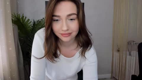 Snapshot of seaebreeze chatting on 02.27.25 Kate online show from 02.27.25