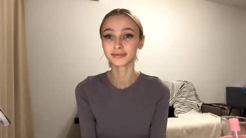 Snapshot of seasonhamiss chatting on 03.01.26 Kate online show from 03.01.26