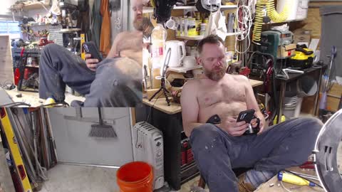 Snapshot of seattlemanwhore chatting on 12.17.24 Seattlemanwhore online show from 12.17.24