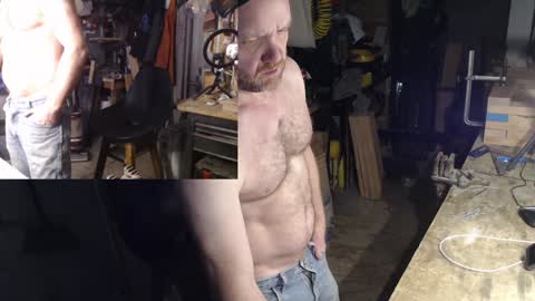 Snapshot of seattlemanwhore chatting on 01.13.25 Seattlemanwhore online show from 01.13.25