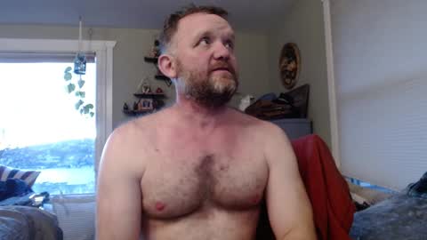 Snapshot of seattlemanwhore chatting on 02.02.25 Seattlemanwhore online show from 02.02.25